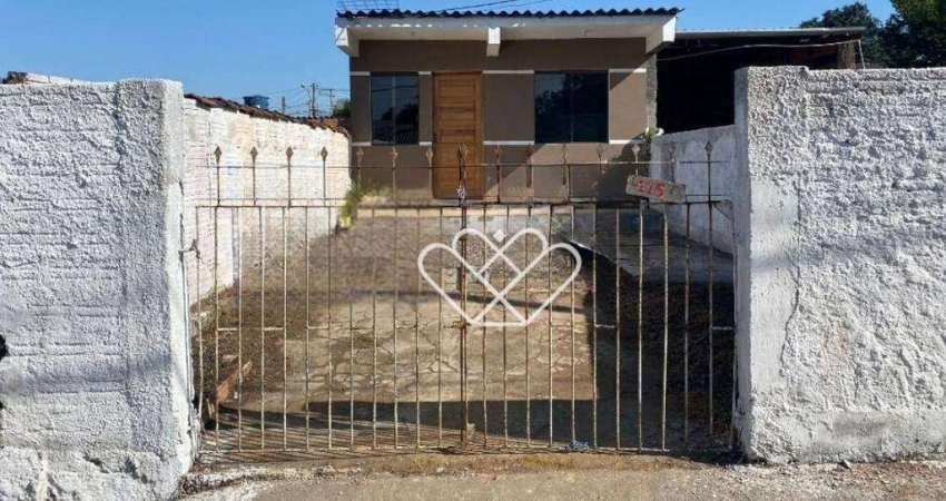 Casa à venda no bairro Castelo Branco em Gravataí com 2 dormitórios e excelente localização