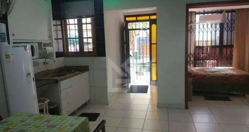 Casa com 6 quartos para alugar na Travessa Tuyuty, Centro, Porto Alegre