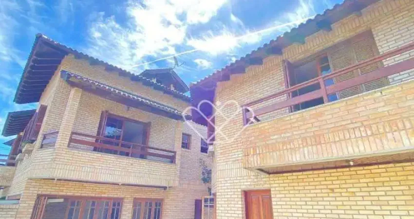 Casa com 3 quartos para alugar na Rua Doutor Décio Martins Costa, Vila Eunice Velha, Cachoeirinha