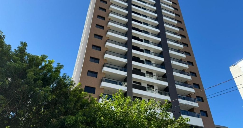 Apartamento à venda no bairro Kobrasol em São José-SC, com 2 Dormitórios, sendo 1 suíte e 1 Banheiro. Com uma área privativa de 76m², este imóvel é perfeito para quem busca conforto e praticidade.