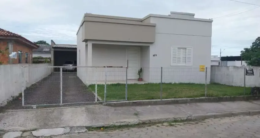 Casa para Venda em Sombrio, São Luiz, 2 dormitórios, 1 suíte, 2 banheiros, 2 vagas