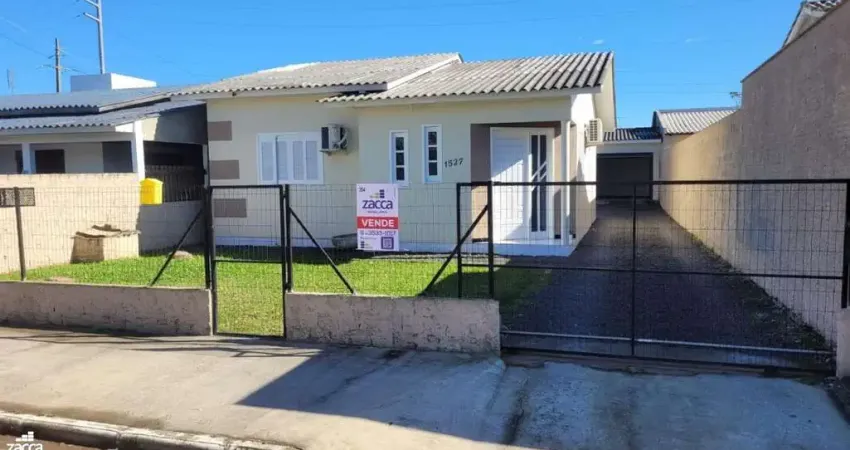 Casa para Venda em Sombrio, Januária, 3 dormitórios, 2 banheiros, 1 vaga