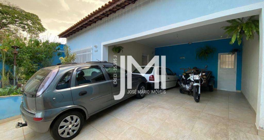 Casa com 3 dormitórios à venda, 193 m² por R$ 780.000,00 - Cidade Universitária - Campinas/SP