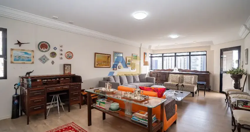 Apartamento 4 Quartos à venda em frente a Praça do Japão | Água Verde, Curitiba