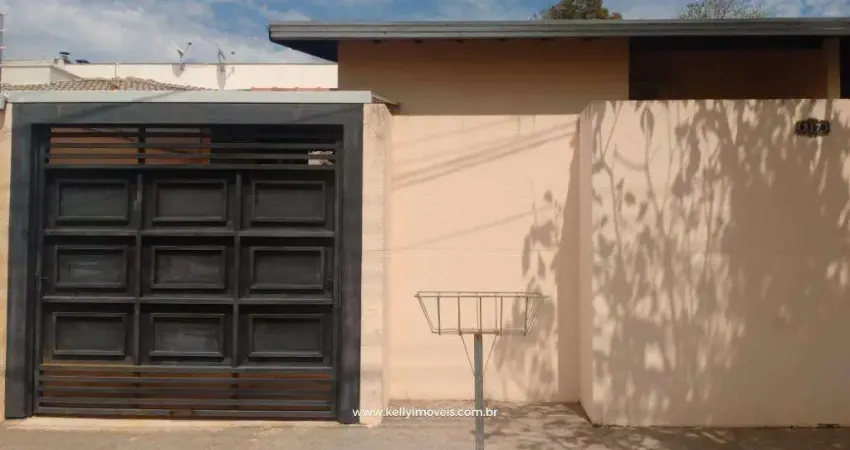 Casa para Venda em Presidente Prudente, Jardim Maracanã, 3 dormitórios, 2 suítes, 3 banheiros, 2 vagas