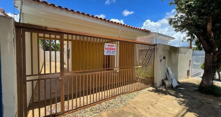 Casa para Venda em Presidente Prudente, Parque São Matheus, 2 dormitórios, 2 banheiros, 2 vagas