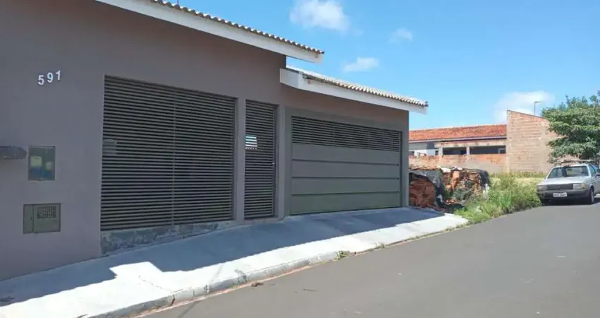 Casa para Venda em Regente Feijó, Bairro residencial nozawa, 2 dormitórios, 1 banheiro, 2 vagas