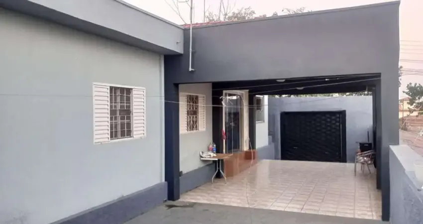 Casa para Venda em Presidente Prudente, Jardim Itapura I, 4 dormitórios, 1 suíte, 3 banheiros, 2 vagas
