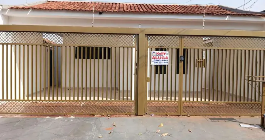 Casa para Locação em Presidente Prudente, Cidade Universitária, 3 dormitórios, 1 suíte, 2 banheiros, 2 vagas