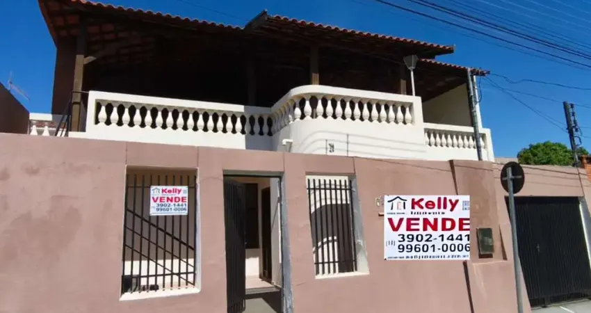 Casa para Venda em Presidente Prudente, Vila Claudia Glória, 3 dormitórios, 1 suíte, 3 banheiros, 2 vagas