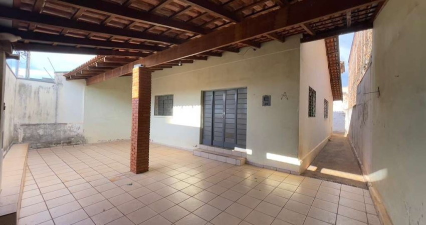 Casa para Venda em Presidente Prudente, Vila Euclides, 2 dormitórios, 1 banheiro, 2 vagas