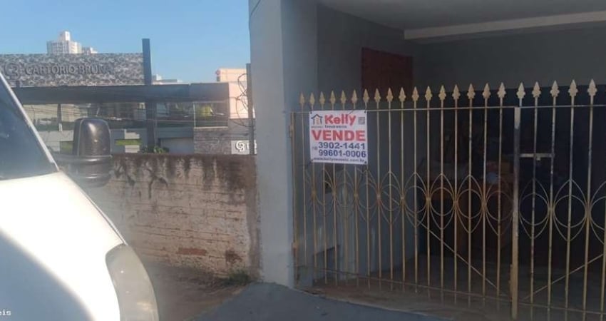 Casa para Venda em São Paulo, Jardim Paulistano, 3 dormitórios, 1 suíte, 2 banheiros, 1 vaga