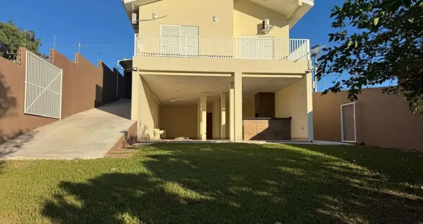 Casa para Venda em Presidente Prudente, Centro (Ameliópolis), 3 dormitórios, 1 suíte, 3 banheiros, 4 vagas