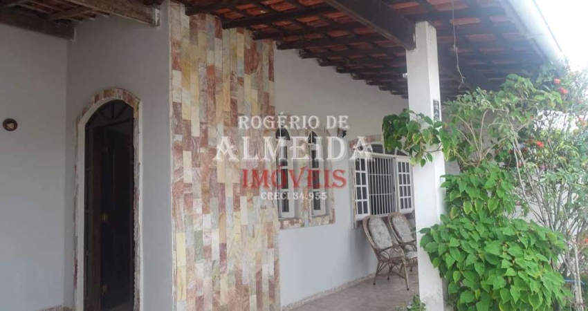 Casa com 3 quartos à venda na Avenida Flacides Ferreira, 1066, Balneário Gaivota, Itanhaém