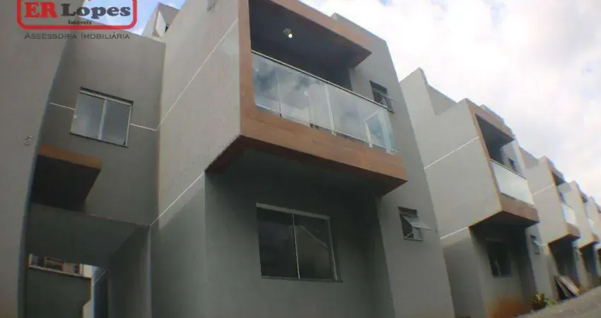Sobrado com 3 dormitórios para alugar, 120 m² por R$ 3.077,94/mês - São Lourenço - Curitiba/PR