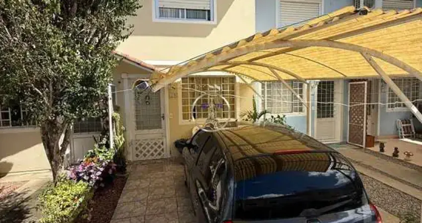 Casa em condomínio fechado com 2 quartos à venda no Parque Oasis, Caxias do Sul 