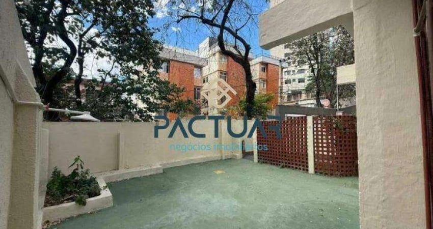 Casa com 2 quartos para alugar na Rua Abre Campo, 103, Santo Antônio, Belo Horizonte