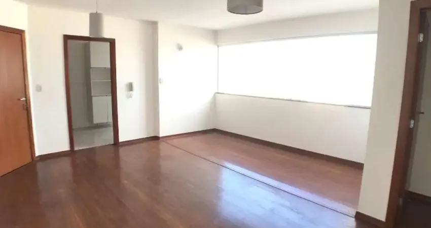 Apartamento com 3 quartos para alugar na Rua Fidélis Martins, Buritis, Belo Horizonte