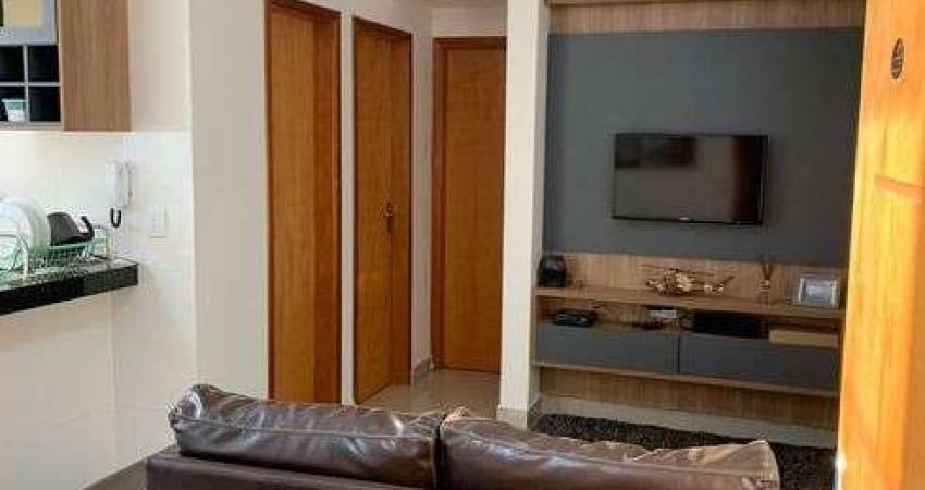 Apartamento a venda de dois quartos, com armários planejados