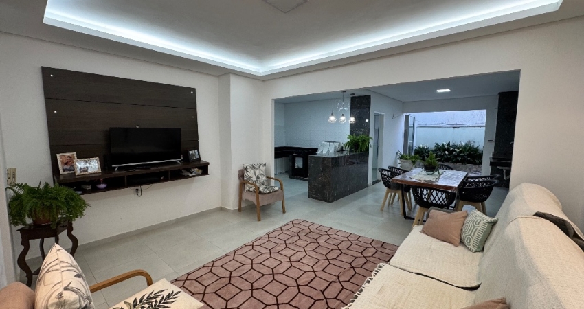 Linda Casa a venda no Condomínio Terra Nova 3 ótima oportunidade