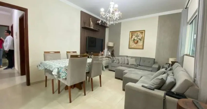 Casa com 3 quartos à venda na Rua Domingos de Freitas, Santa Mônica, Uberlândia