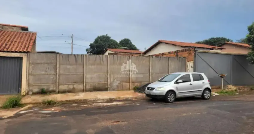 Terreno à venda na Rua Domingos de Freitas, Santa Mônica, Uberlândia