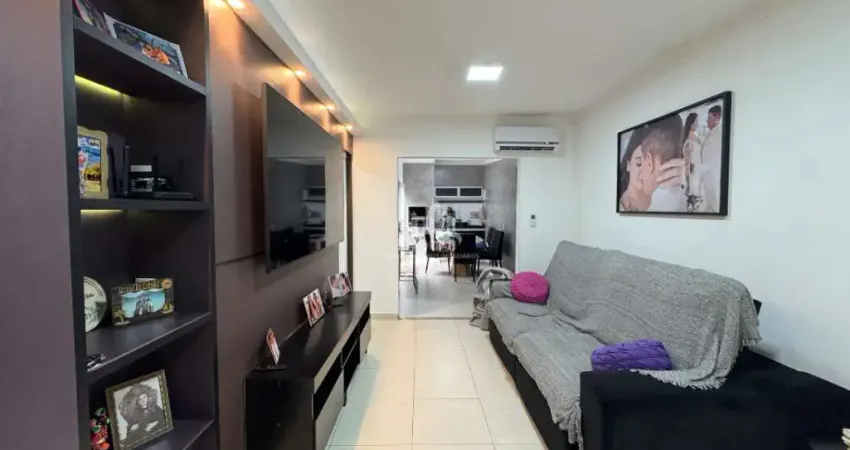 Casa com 3 quartos à venda na Avenida dos Ferreiras, 475, Aclimação, Uberlândia