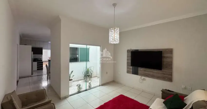 Casa com 4 quartos à venda na Rua Agata, 70, Jardim Inconfidência, Uberlândia