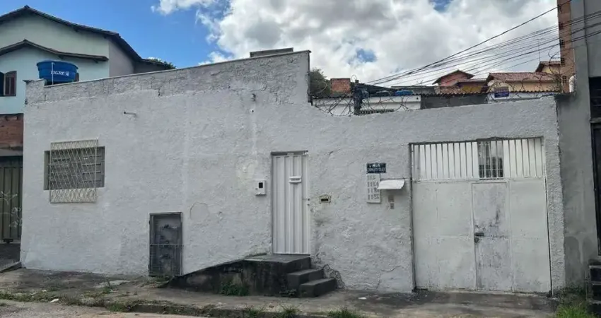 Casa com 3 quartos à venda na Carmelita Toledo, --, Eymard, Belo Horizonte