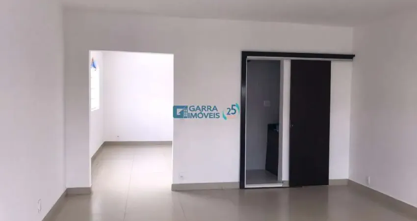 Casa com 2 quartos para alugar na Rua Ibertioga, --, Santa Cruz, Belo Horizonte