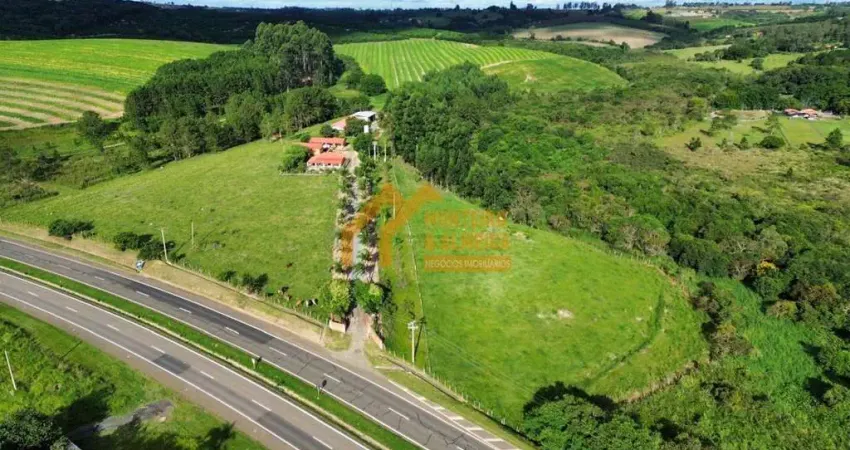 SITIO 3.34 ALQ (8.1ha) A VENDA EM ITAPETININGA/SP., FRENTE A RODOVIA