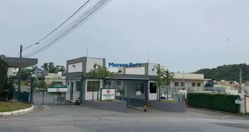 Casa no condomínio gramados de sorocaba a venda em avenida gabriel seme cury