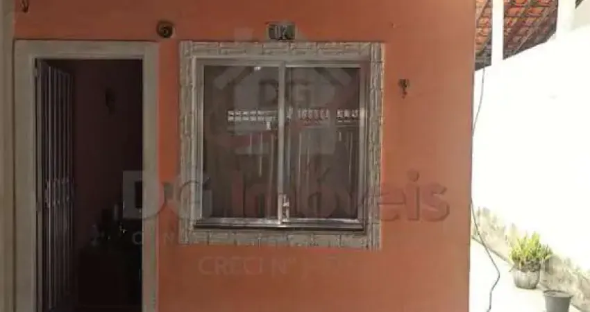 Casa com 2 quartos à venda na Avenida Dona Tereza Cristina, Figueira, Duque de Caxias