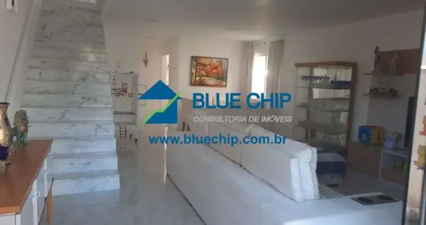 Casa à venda no Condomínio Condado de York - Vargem Grande, com 04 quartos, 04 suítes, por R$1.300.000,00