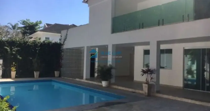 Casa à Venda no Condomínio Santa Helena - Barra da Tijuca, com 1200m² , 05 Quartos por R$5.300.000,00