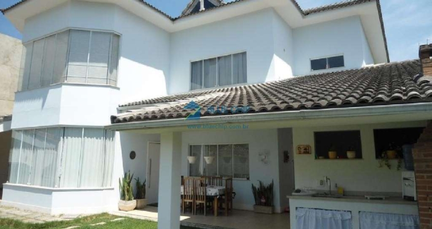 Casa à Venda no Condomínio Aliança - Vargem Pequena, com 04 Quartos por R$800.000,00