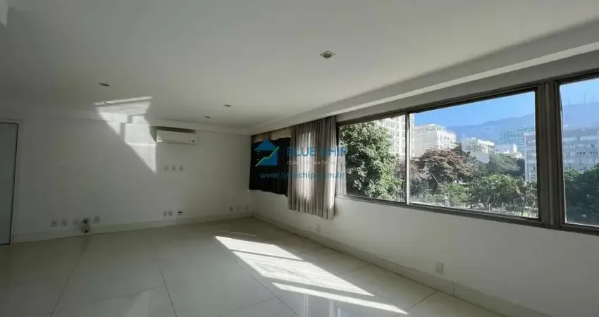 Apartamento à venda na Avenida General San Martin - Leblon - com 150m² por R$3.750.000,00