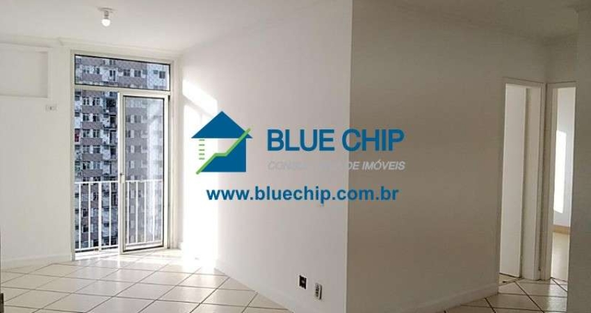Apartamento para locação no Condomínio Pontões - Barra da Tijuca com 02 quartos por R$2.500,00