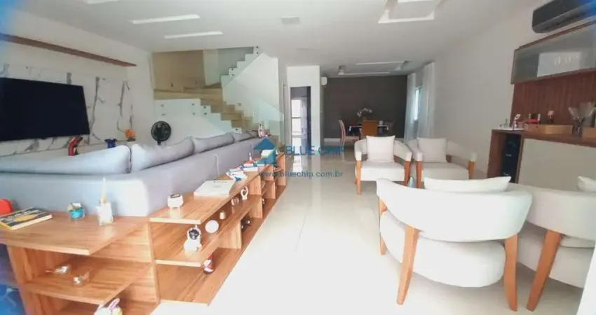 Casa à Venda no Condomínio Parque das Palmeiras - Recreio dos Bandeirantes, 4 suítes por R$2.680.000,00