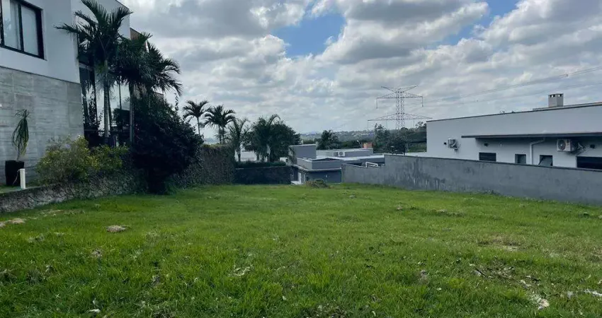 Terreno alto padrão (587m²) à venda no reserva da serra, medeiros - jundiaí sp