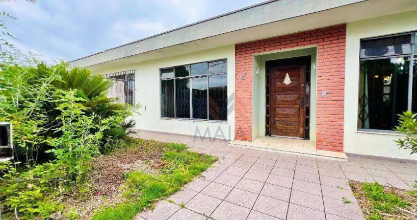 Casa de esquina à venda, por R$ 1.400.000 - Guabirotuba - Curitiba/PR