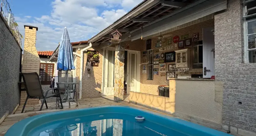 Casa plana averbada - 1 suíte + 2 quartos - piscina - anita garibaldi - joinville/sc.