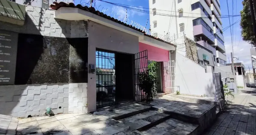 Casa comercial com 6 salas à venda na Rua Potengi, Petrópolis, Natal