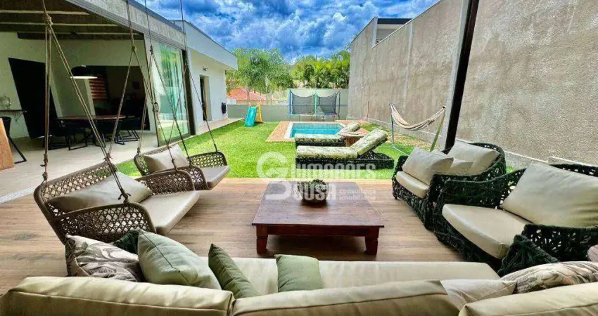 Exclusivo: Sobrado de  5 Quartos com Área Gourmet e Piscina no Condomínio Terras de Vinhedo, Vinhedo