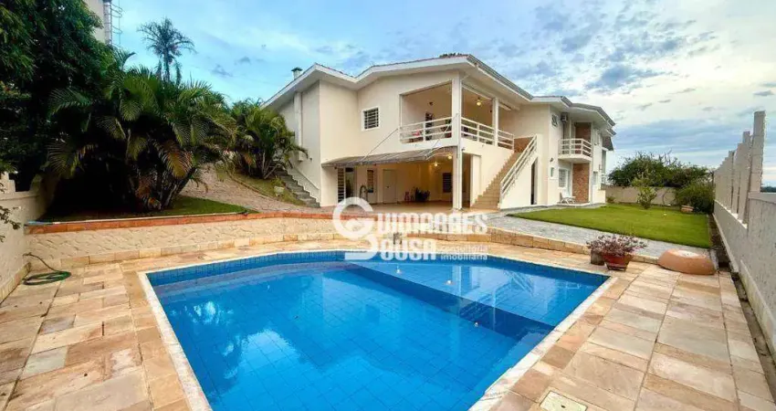 Casa à Venda no Condomínio Marambaia – 5 Dorms, Suíte com Hidro, Piscina e Churrasqueira – Vinhedo/SP