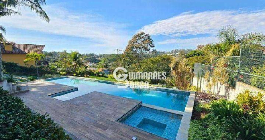 Casa com Estilo Rústico-Moderno e Vista Privilegiada à Venda no Condomínio Marambaia  Vinhedo/SP 266 m² de área construída | 2 suites | Vinhedo/SP