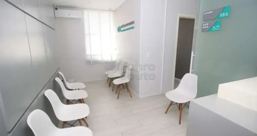 Sala Comercial para Consultório Médico no Edifício Banlavoura - Centro de Pelotas!