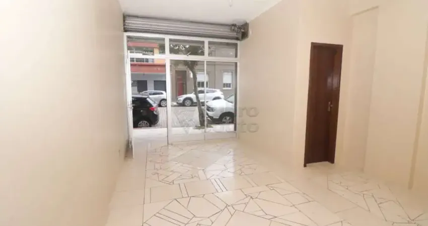 Sala Comercial com Vitrine Ampla - Excelente Localização Próxima ao Centro Histórico