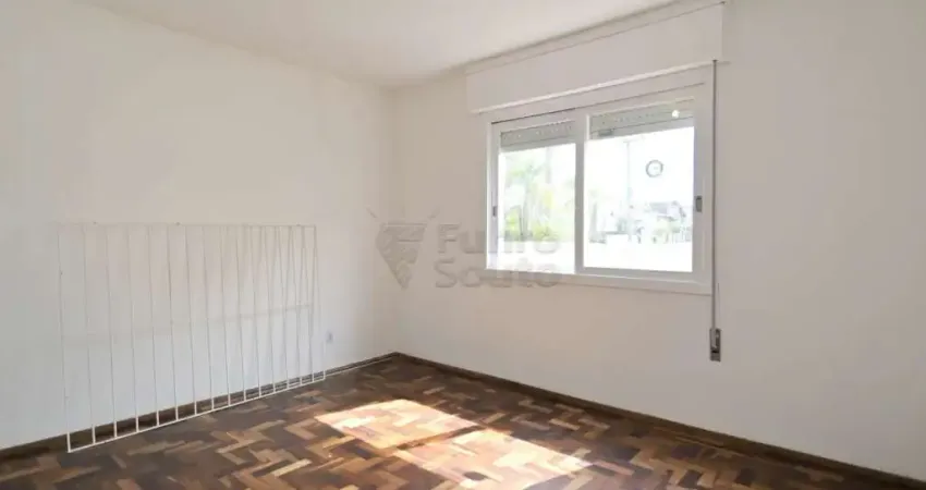 Apartamento espaçoso de 3 dormitórios no edifício residencial prinsul