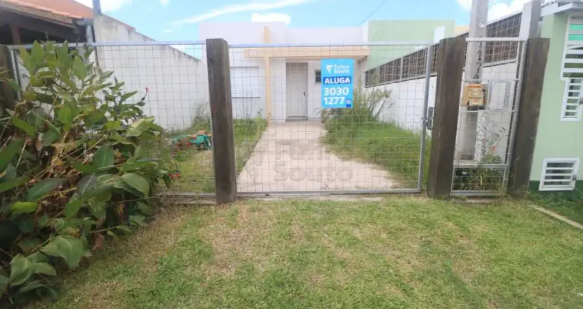 Casa com 2 quartos para alugar na Rua Santo Ângelo, 118137442, Laranjal, Pelotas